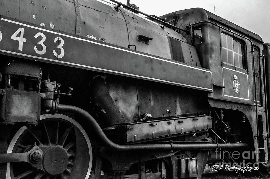 Locomotive 5433 Photograph by Elaine Berger