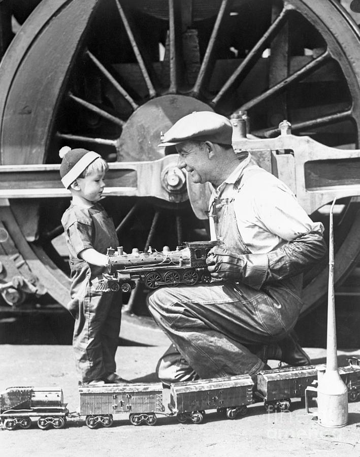 Locomotive Engineer Conversing Photograph by Bettmann