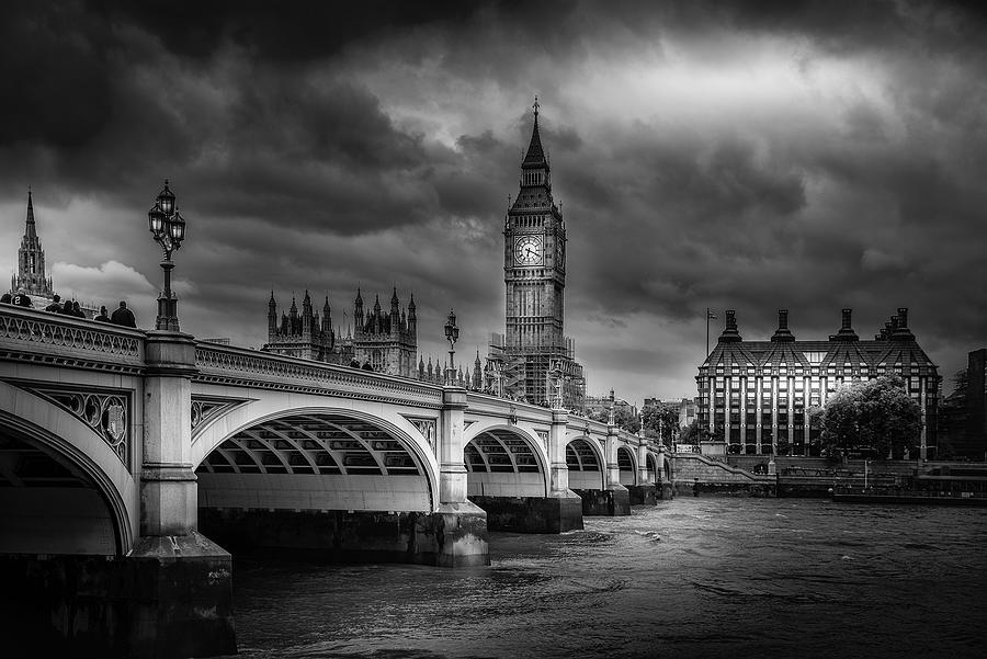 London Photograph by Ivan Bertusi