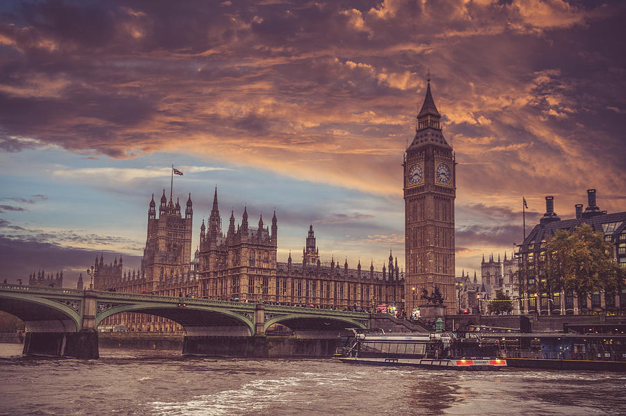 London Photograph - London On Sunset by Ronen Rosenblatt