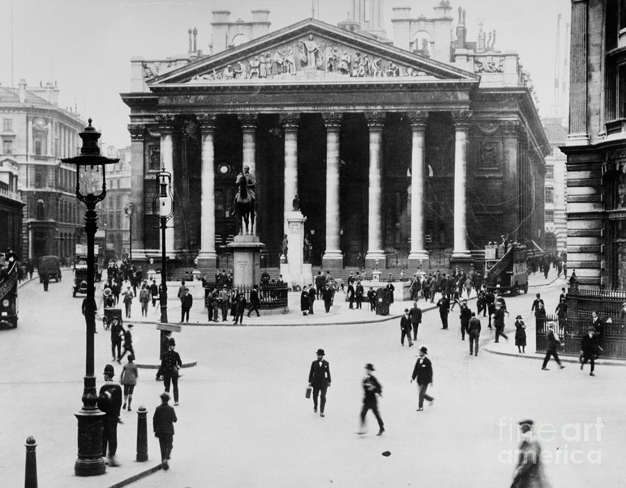 London Stock Exchange Exterior Photograph by Bettmann