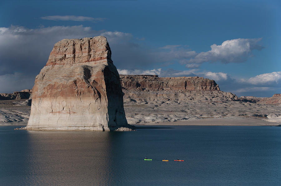 Lake Powell Photograph - Lone Rock Canoeists by Cinnamon Sky Photography Lake Powell Photograph - Lone Rock Canoeists by Cinnamon Sky Photography