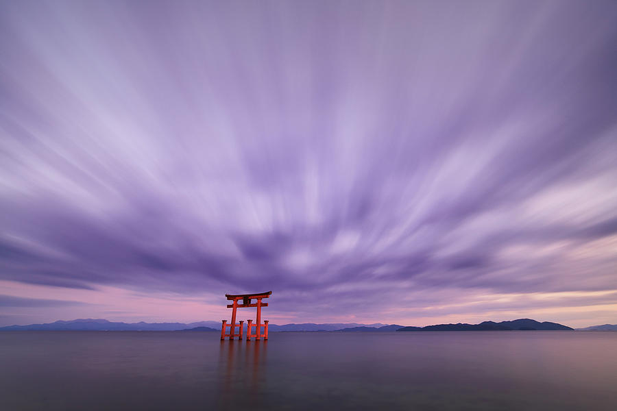 Long Exposure Shot Of Shirahige Shrine Torii Gate At Sunset At Lake ...