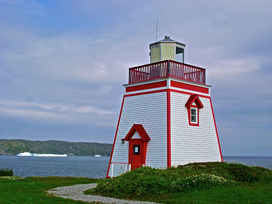 Long Point Lighthouse on St. Anthony Bay, Newfoundland, Canada