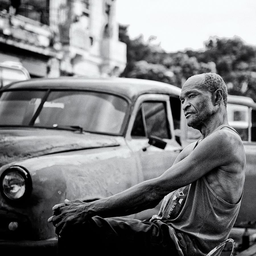 Looking The West ... Havana, Cuba Photograph by Aleksander Poniewierski
