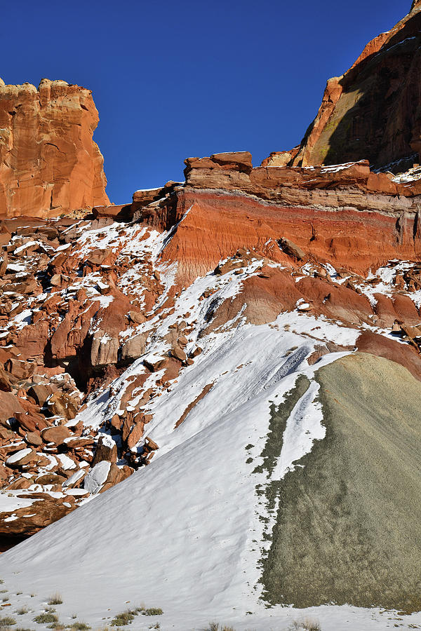 Looking Up to Cohab Canyon in Capitol Reef Photograph by Ray Mathis