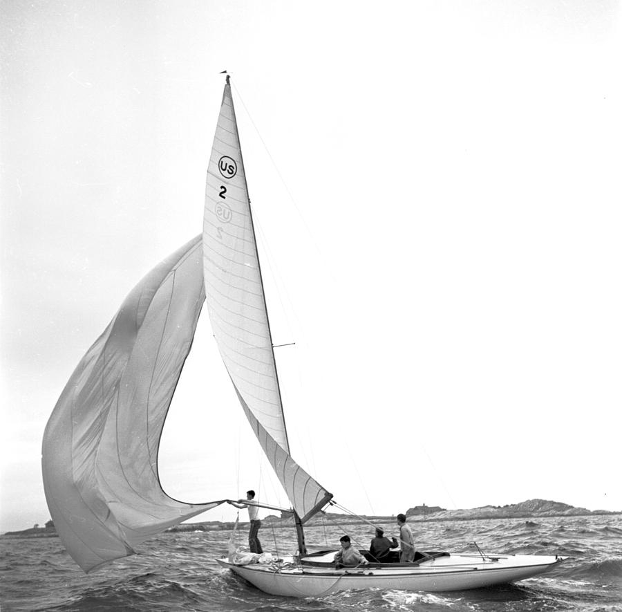 Loose Sail Photograph by Orlando