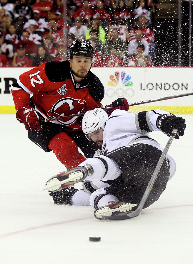 Los Angeles Kings V New Jersey Devils - Photograph by Elsa
