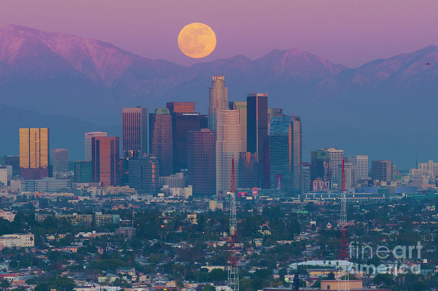 Los Angeles Skyline, California Photograph by Terenceleezy