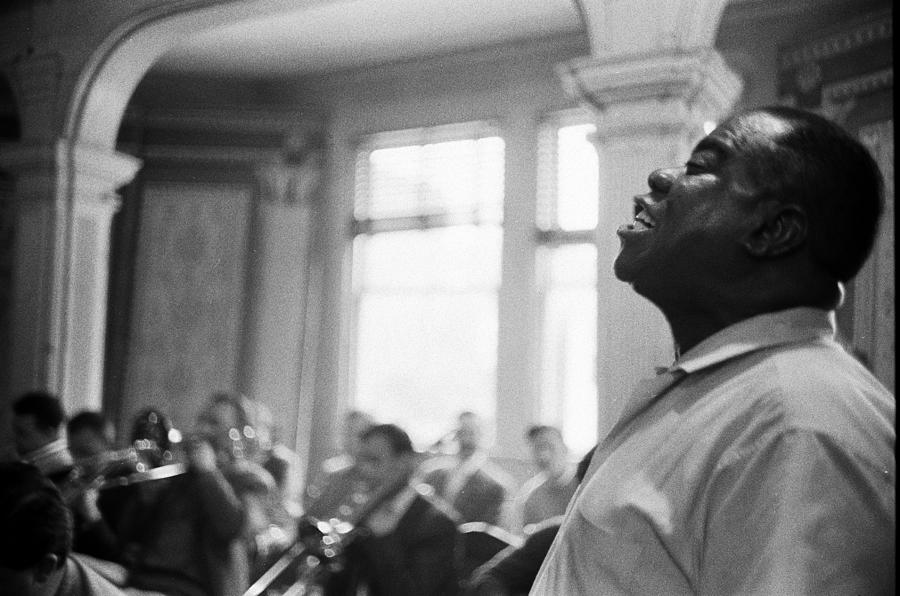 Louis Armstrong Photograph - Louis Armstrong Sings At A Church by Michael Ochs Archives