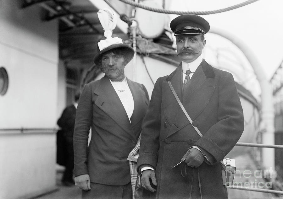 Louis Bleriot Photograph by Library Of Congress/science Photo Library