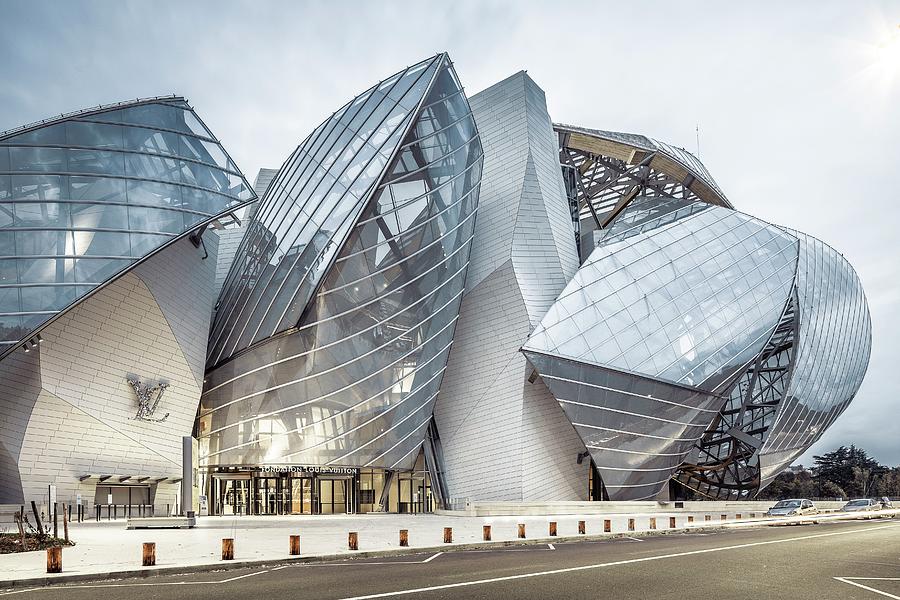 Louis Vuitton Foundation — Parisology