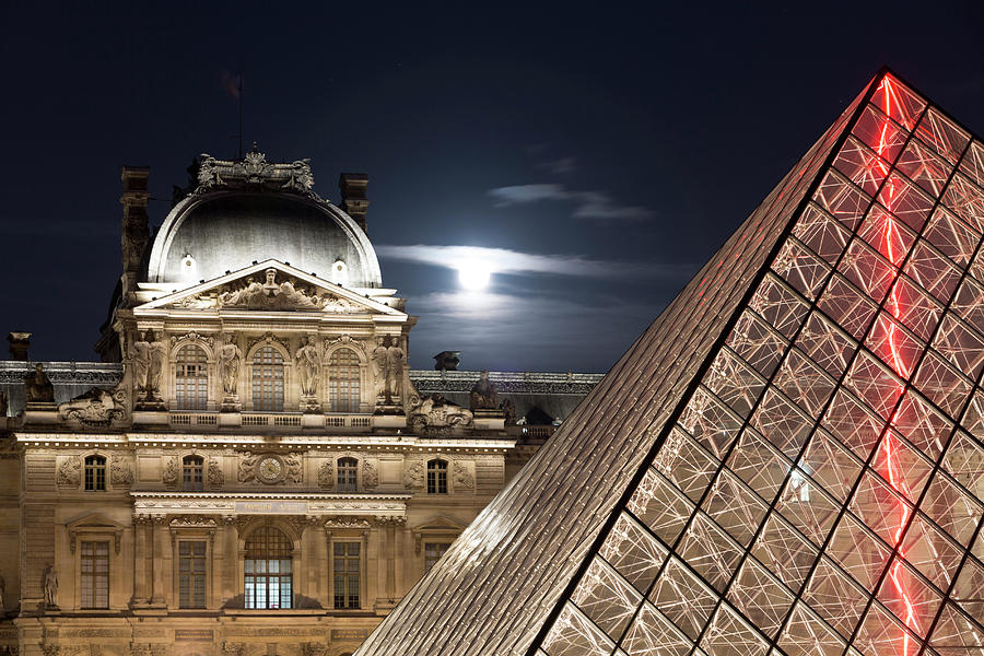 Louvre Museum In Paris Photograph by Stefano Brozzi