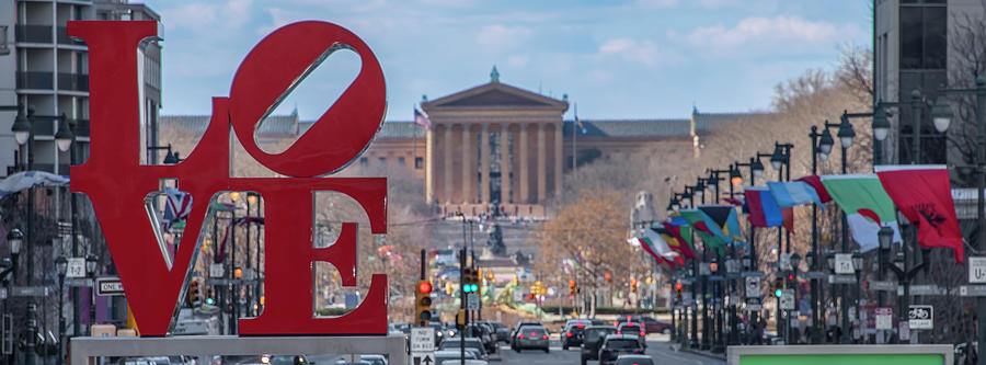 Love and the Art Museum Panorama Photograph by Bill Cannon