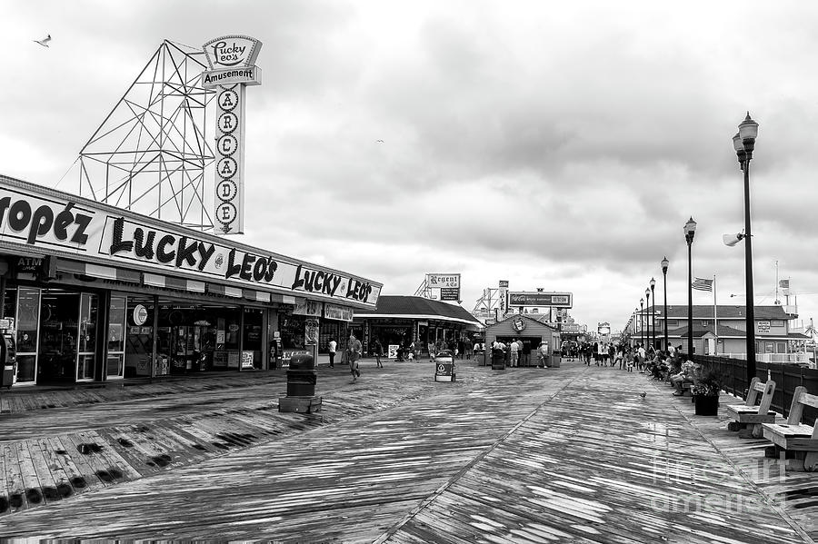Arcade Photograph - Lucky Leos Seaside Heights by John Rizzuto Arcade Photograph - Lucky Leos Seaside Heights by John Rizzuto