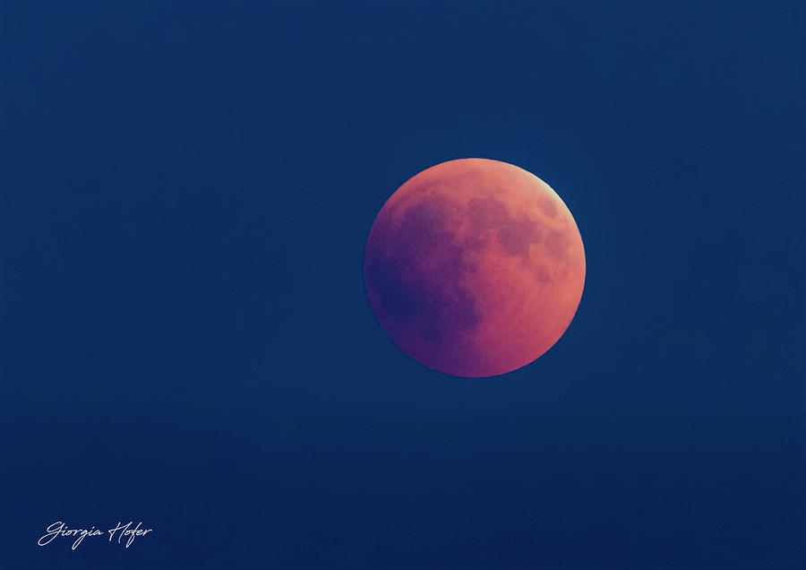 Moon Photograph - Lunar eclipse by Giorgia Hofer