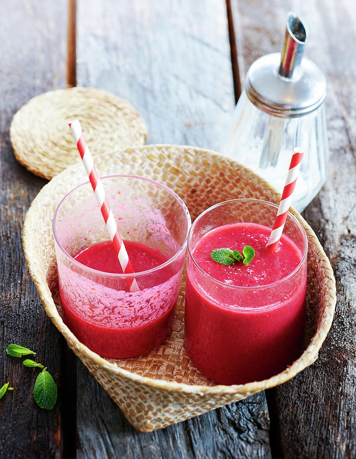 Lychee-raspberry Smoothie Photograph by Deslandes