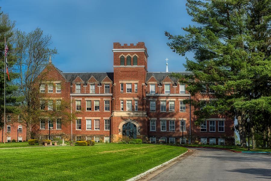 Lynch - Raine Administration Building - West Virginia Wesleyan College ...