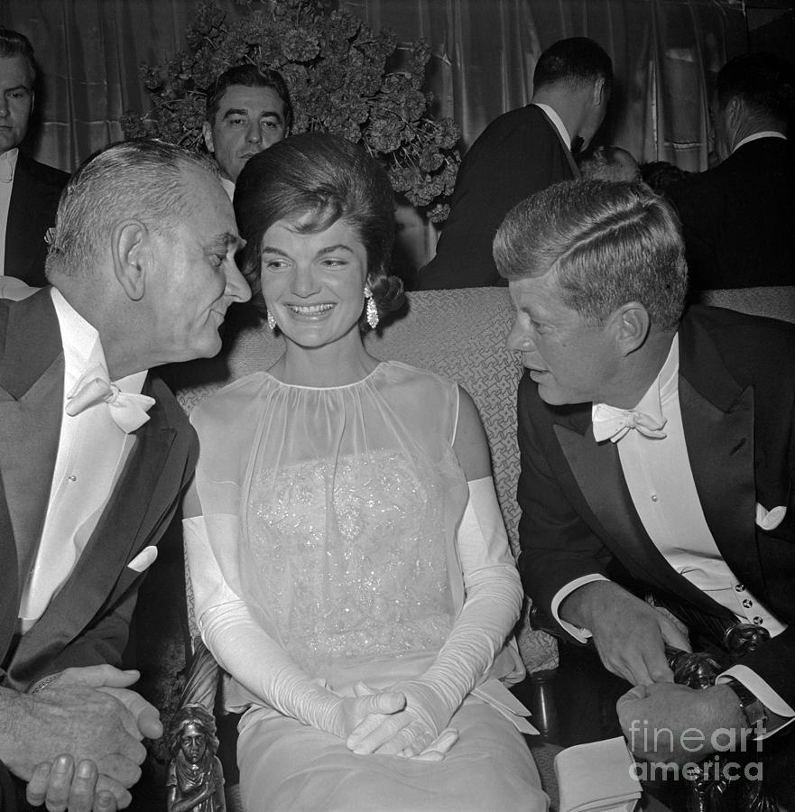 Lyndon Johnson Talking With The Kennedys Photograph by Bettmann