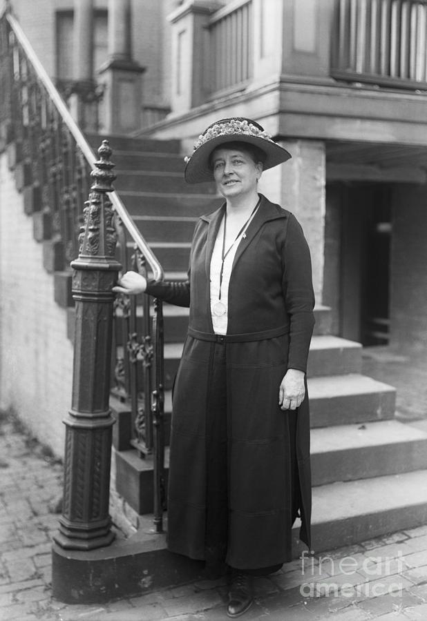 M W Parks Of The League Of Women Voters Photograph by Bettmann