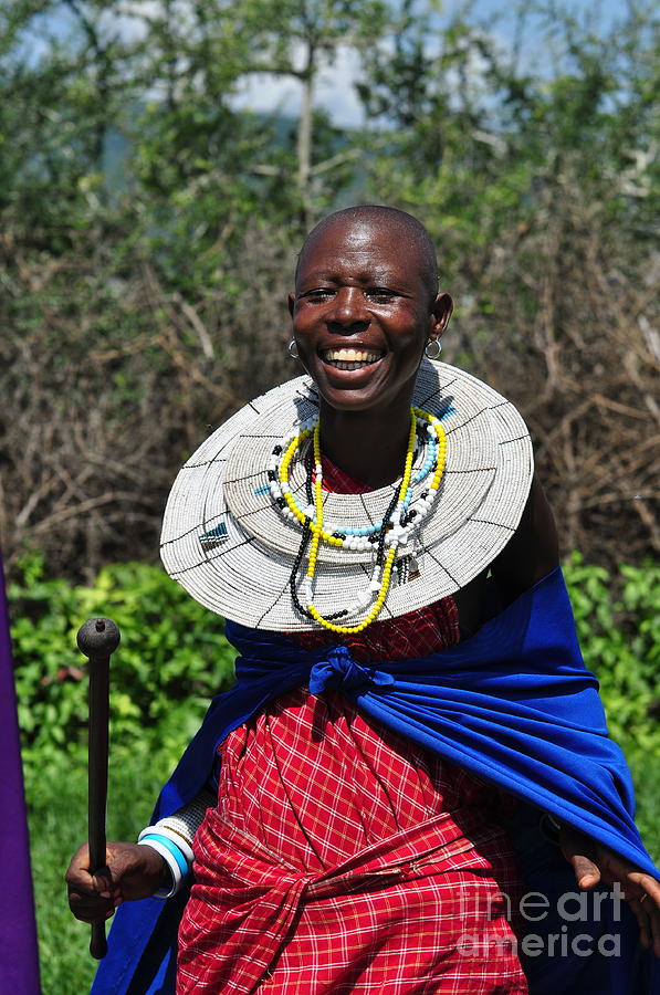 Masai Shuka, A Kenyan woman donning the famous Masai shuka …