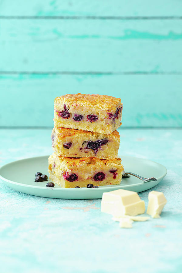 Macadamia Blueberry Brookie cookie Crust Brownie Photograph by Jan Wischnewski / Stockfood Studios