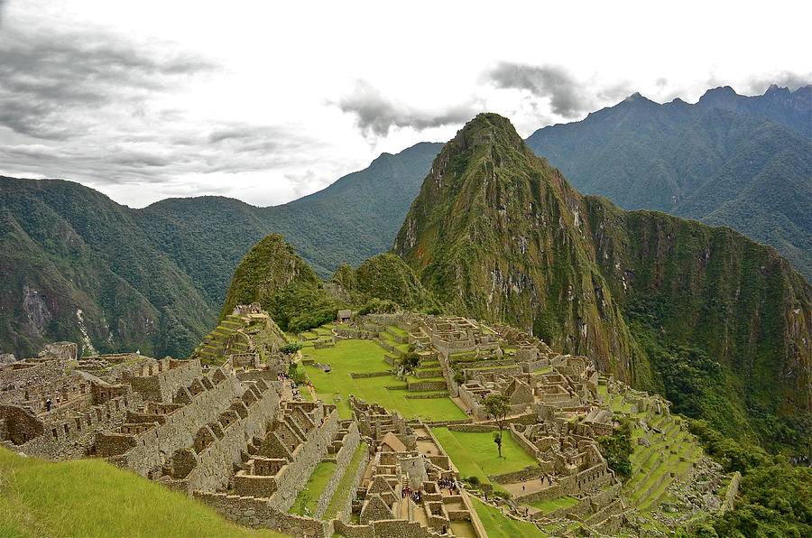 Machu Picchu by Glen Buto