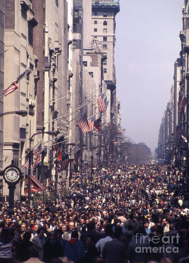 Madison Avenue Closed For Earth Week Photograph by Bettmann