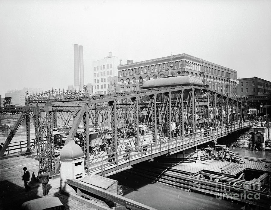 Madison Street Bridge, Chicago, Illinois, Usa, 1905 Photograph by Barnes And Crosby