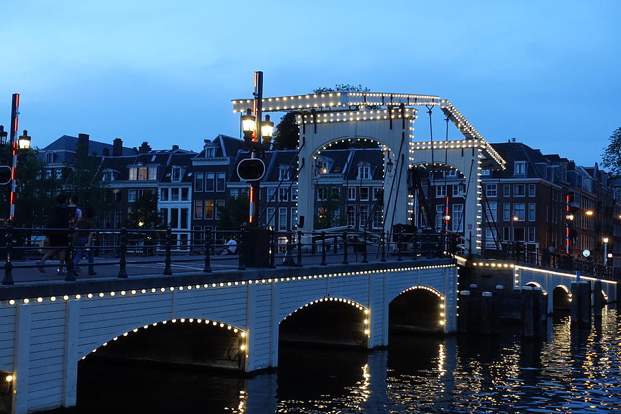 Magere Bridge at Night Photograph by Patricia Caron