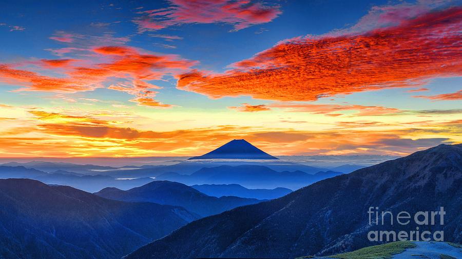 Magnificent Mount Fuji Honshu Japan Ultra HD Photograph by Hi Res