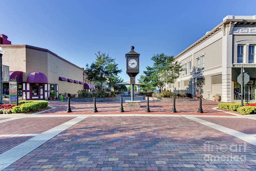 Magnolia Square-6541 by John Zawacki Magnolia Square-6541 by John Zawacki