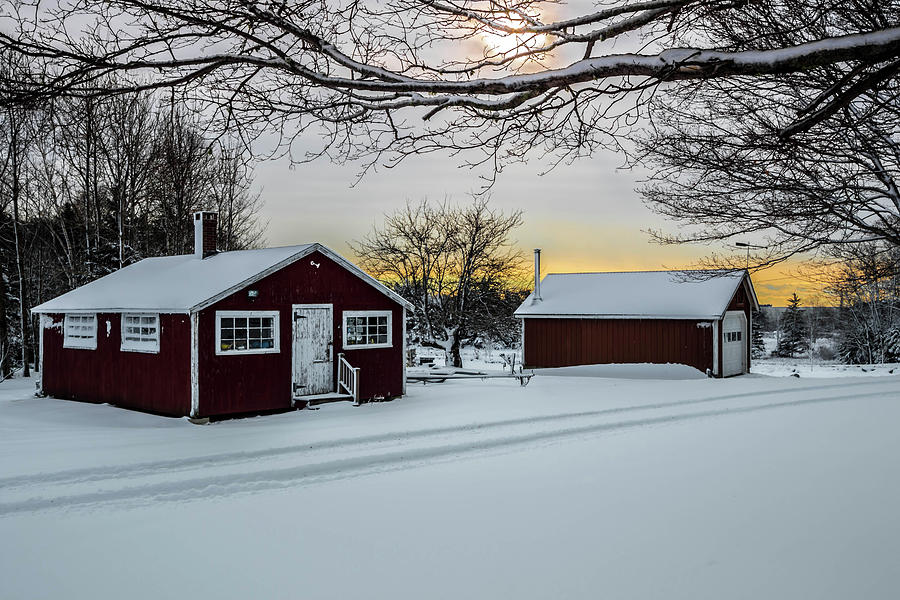 Maine House at Sunrise Photograph by George Kenhan