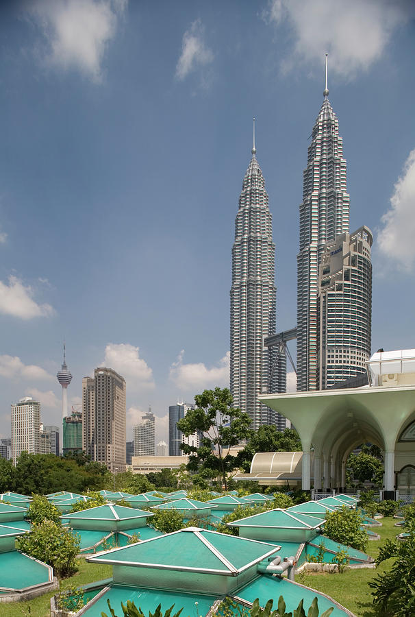 Malaysia, Kuala Lumpur, Petronas Towers Photograph by Paul Souders