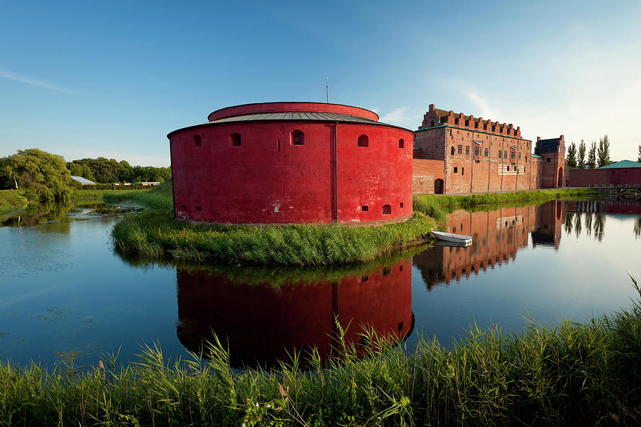 Malmo Castle, Sweden Photograph by Holgs