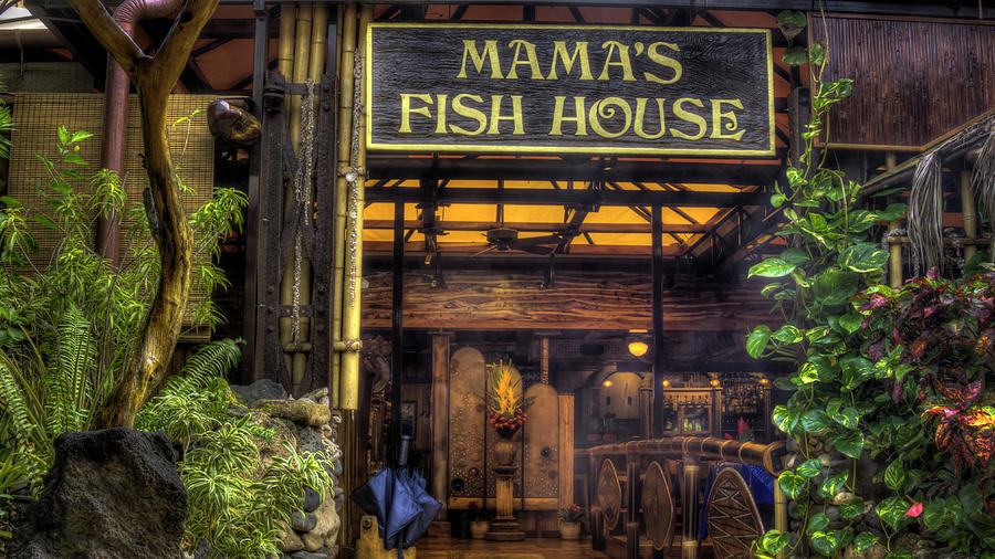 Mamas Fish House Maui Photograph by Joe  Palermo
