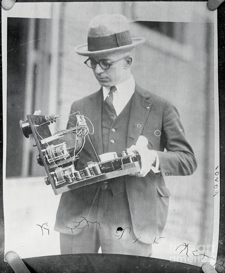 Man With The Second Oldest Broadcasting Photograph by Bettmann