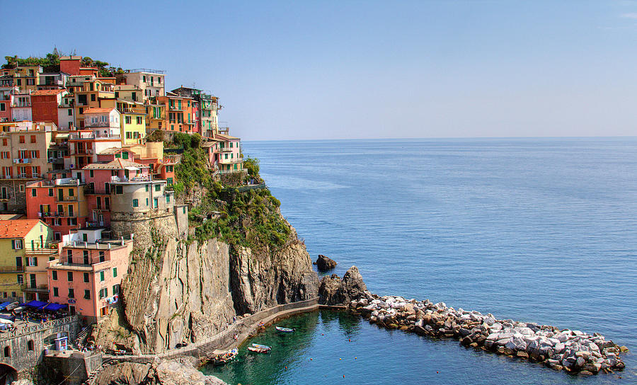 Manarola Photograph by Photo By Roger Cave