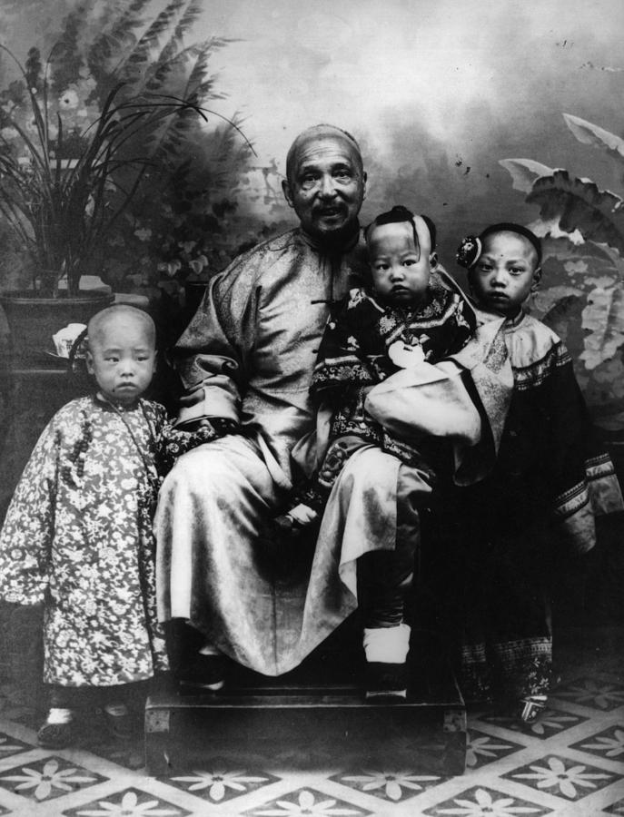 Manchu Family by Hulton Archive