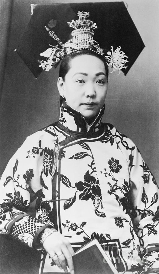 Manchurian Woman In Fancy Costume Photograph by Bettmann