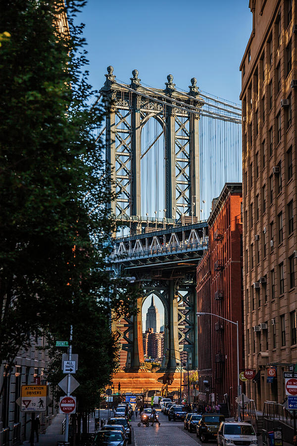 City Digital Art - Manhattan Bridge, Dumbo, Nyc by Antonino Bartuccio