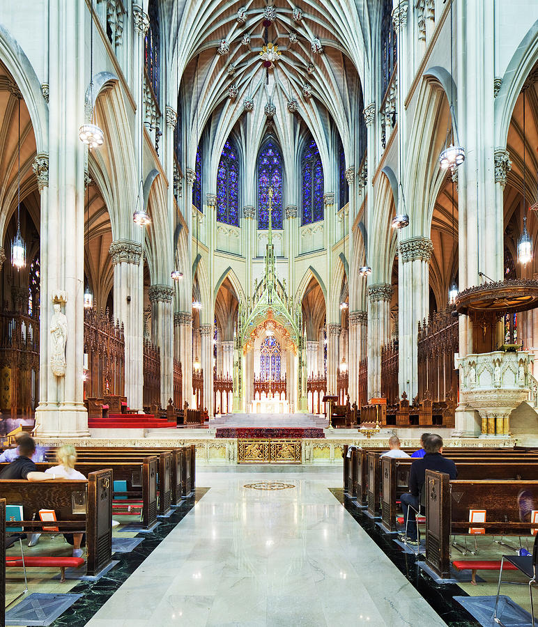 Architecture Digital Art - Manhattan, Saint Patrick Cathedral by Luigi Vaccarella