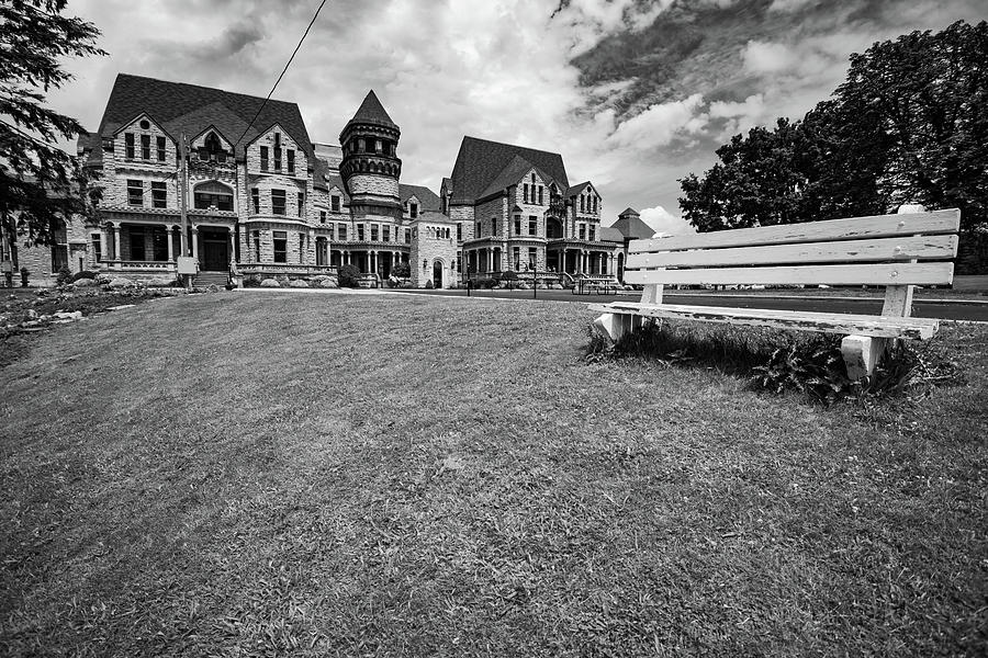 Black And White Photograph - Mansfield Ohio State Reformatory - Black and White by Gregory Ballos