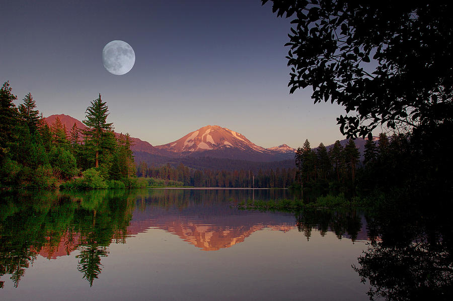 Manzanita Lake, Lassen Volcanic Np, Ca Digital Art by Heeb Photos Manzanita Lake, Lassen Volcanic Np, Ca Digital Art by Heeb Photos