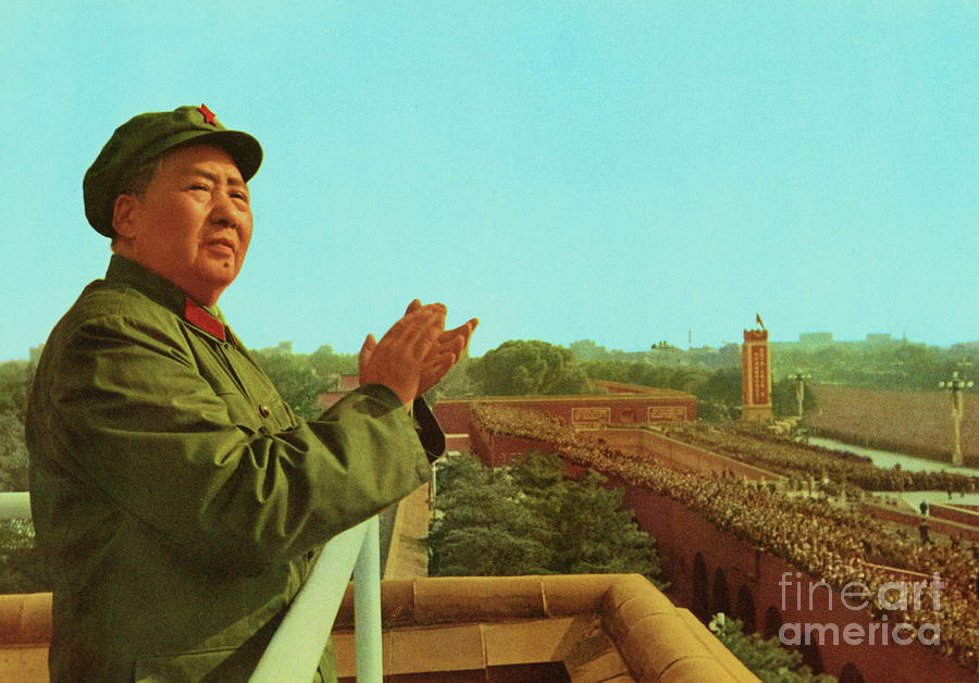 Mao Tse-tung On Balcony Above Crowd Photograph by Bettmann - Fine Art ...