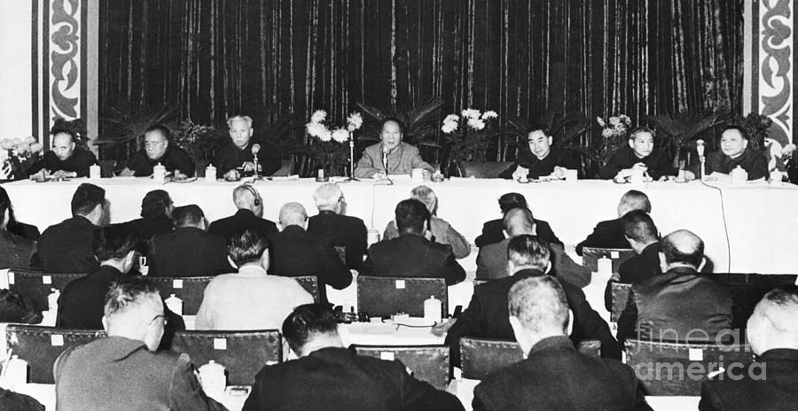 Mao Tse-tung Seated Wofficials,speaking Photograph by Bettmann