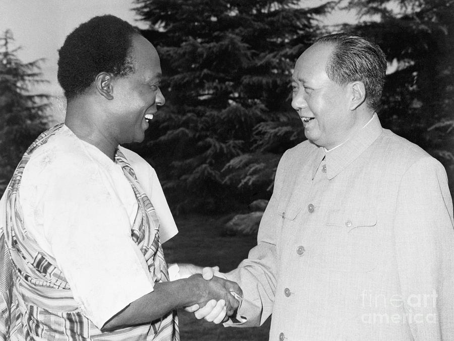 Mao Tse-tung With Ghanas Kwame Nkrumah Photograph by Bettmann