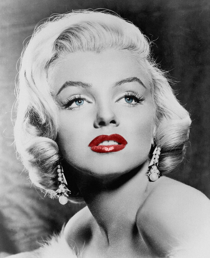 Marilyn Monroe Photograph - Marilyn Monroe 4 by Andrew Fare