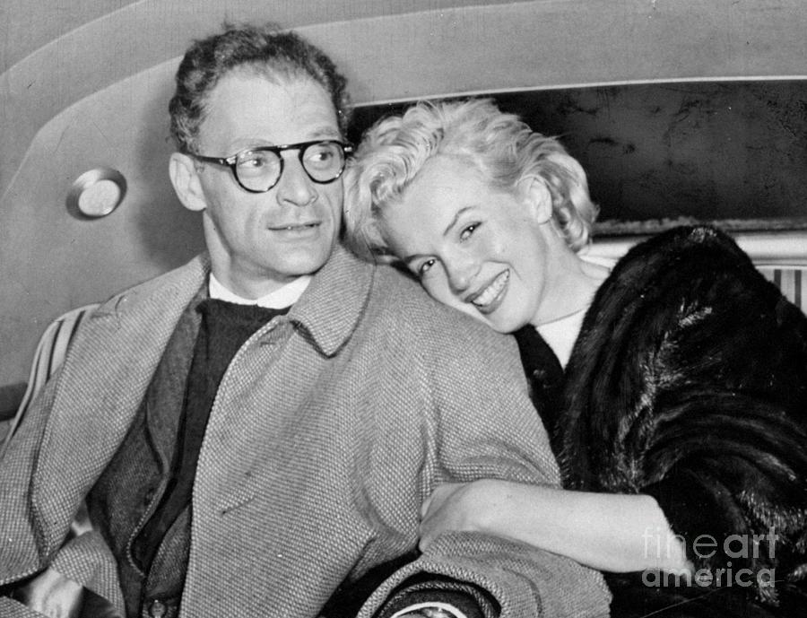 Marilyn Monroe And Husband Arthur Photograph By New York Daily News Archive Pixels 4039