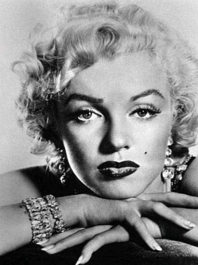 Marilyn Monroe Diva Photograph by James Turner - Fine Art America